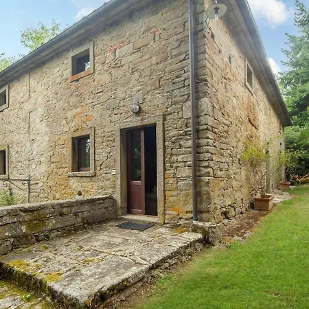 Casale Il Ginepro By Vacavilla Villa *