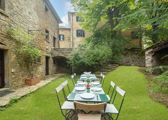 Casale Il Ginepro By Vacavilla Villa