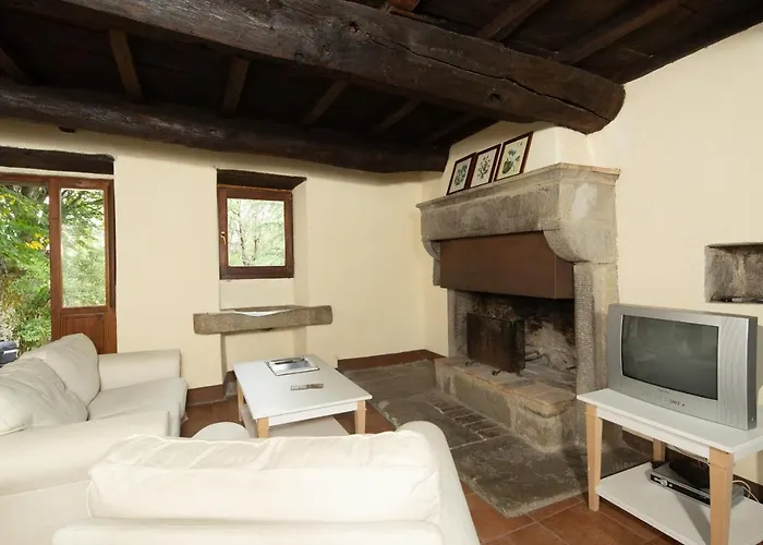 Villa Casale Il Ginepro By Vacavilla